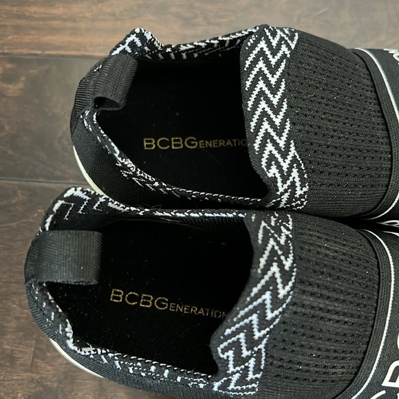BCBGeneration slip on black and white womens 8.5 - Picture 7 of 10